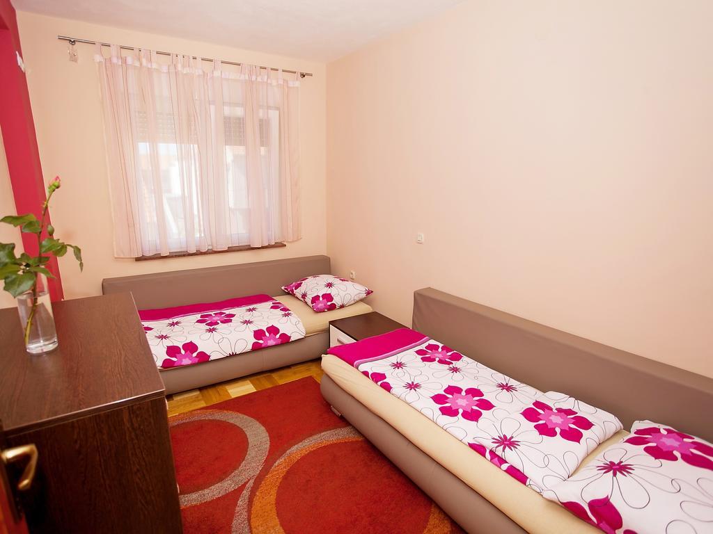 Apartment Zadar Diklo Borik Vir Habitación foto