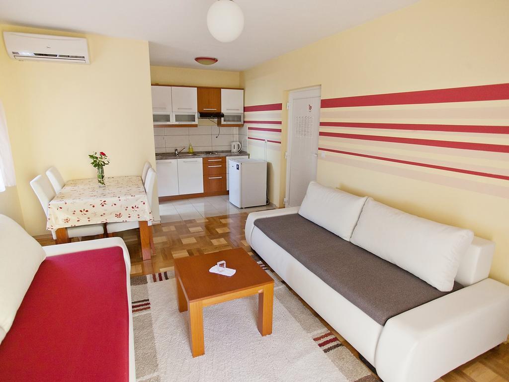 Apartment Zadar Diklo Borik Vir Habitación foto