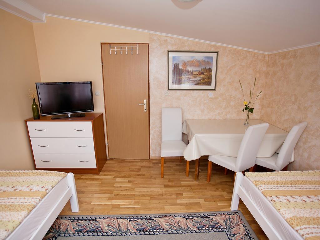 Apartment Zadar Diklo Borik Vir Habitación foto