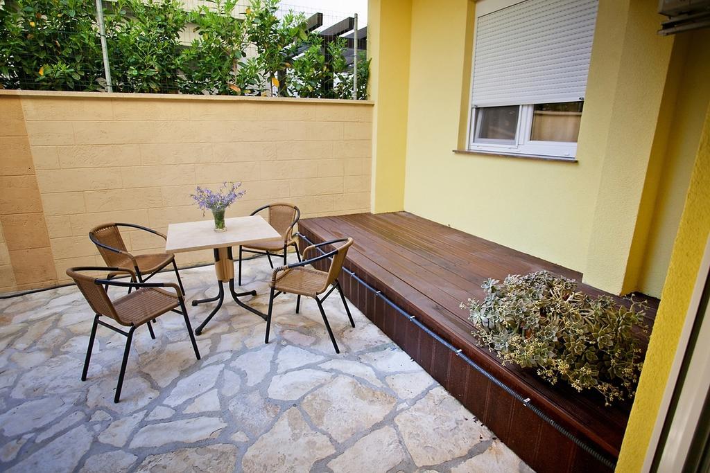 Apartment Zadar Diklo Borik Vir Habitación foto